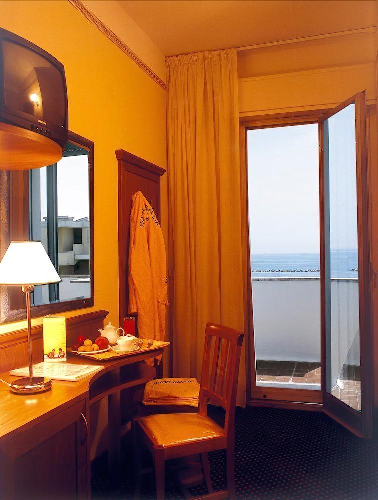 צ'סנטיקו Gallia Club Hotel מראה חיצוני תמונה