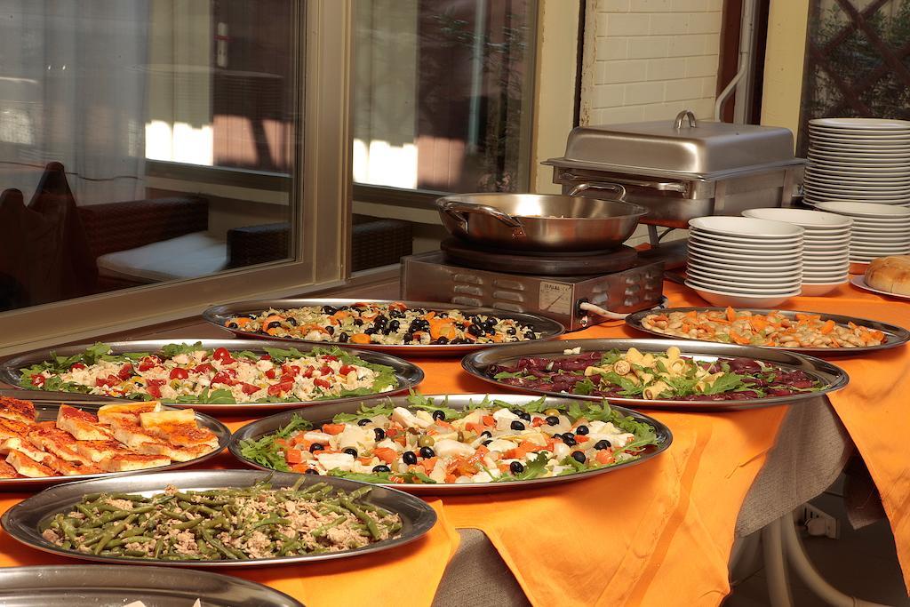 צ'סנטיקו Gallia Club Hotel מראה חיצוני תמונה