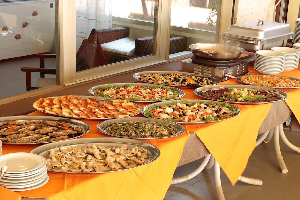 צ'סנטיקו Gallia Club Hotel מראה חיצוני תמונה