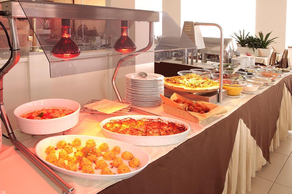 צ'סנטיקו Gallia Club Hotel מראה חיצוני תמונה